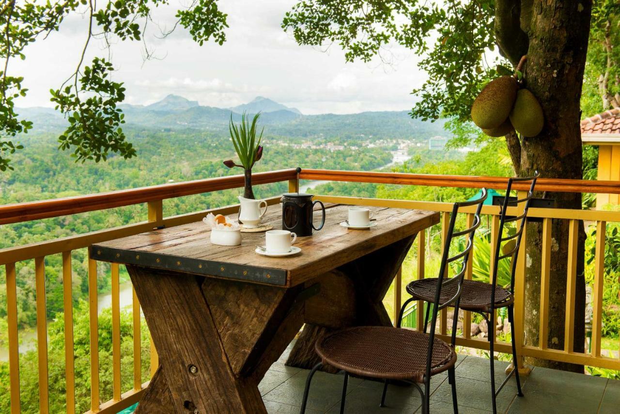 Villa Rosa Kandy Bagian luar foto