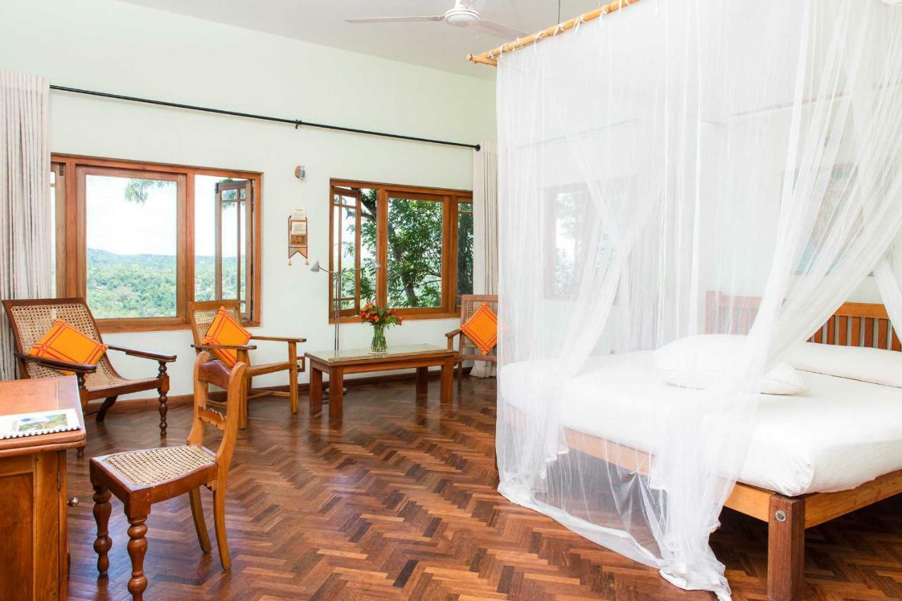 Villa Rosa Kandy Bagian luar foto